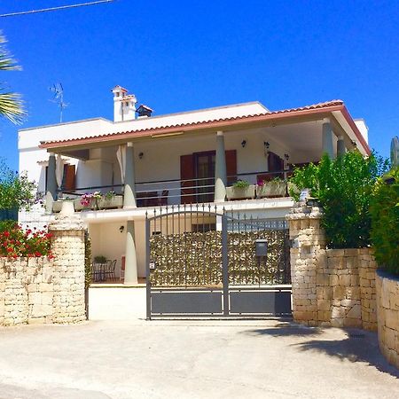 B&B All'Ombra Degli Ulivi Ostuni Bagian luar foto